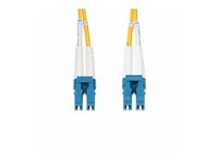 StarTech.com 3m (9.8ft) LC to LC (UPC) OS2 Single Mode Duplex Fiber Optic Cable, 9/125µm, Laser Optimized, 10G, Bend Insensitive, Low Insertion Loss - LSZH Fiber Patch Cord (SMDOS2LCLC3M) - Koblingskabel - LC/UPC-enkeltmodus (hann) til LC/UPC-enkeltmodus (hann) - 3 m - 3 m - 2 mm - fiberoptisk - dupleks - 9 / 125 micron - OS1/OS2 - halogenfri, passiv - gul SMDOS2LCLC3M